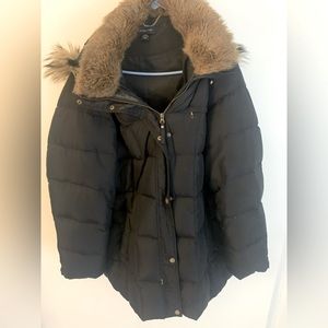 LAND’S END WOMEN’S PLUS BLACK DOWN COAT WITH HOOD